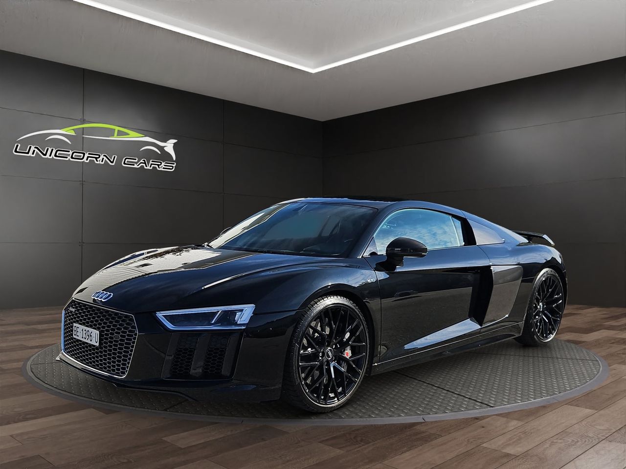 Audi R8 Coupé 5.2 plus S-Tronic, Bild 1